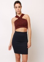 TOP ESTAMPADO CON TIRANTES CRUZADOS